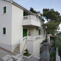 Villa Varos 