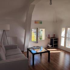 Gambetta Apartments 