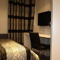 Air Hotel 