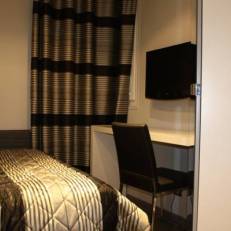 Air Hotel 