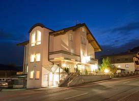 Apartmenthaus Brixen & Haus Central 