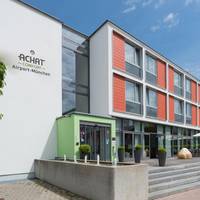Corbin Feng Shui Business Hotel 