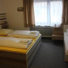 Airport-Hotel zum Taubengrund 