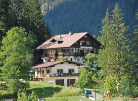 Ferienwohnung Pension Tirol 