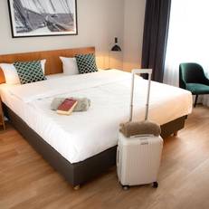 Comfort Hotel tom Kyle 