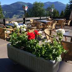Blue Mountain Hotel 