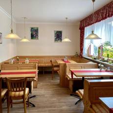 Pension Maximilian 