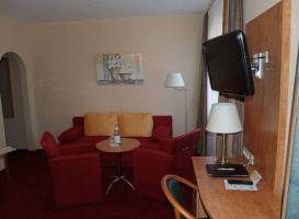 Advantage Hotel