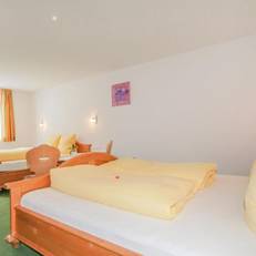 Wohnung 14 Pax 