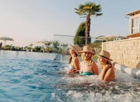 Hotel Larimar 