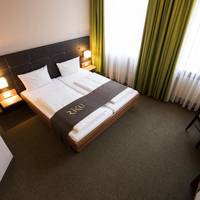 RiKu Hotel 