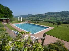Holiday Home Oliva Croce Di Montecolombo 