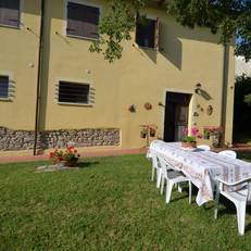 Holiday Home Uva Croce Di Montecolombo 