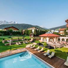 Dolomiten Wellness Residenz Mirabell 