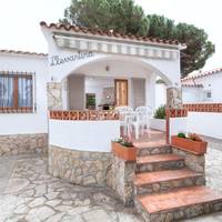 Holiday Home Llevantina L'Escala 