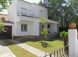 Holiday Home La Bonica L'Escala 