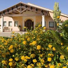 Lantana Resort Hotel&Apartments 