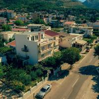 Apartments and Rooms Sole Mar 