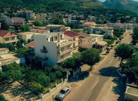 Apartments and Rooms Sole Mar 