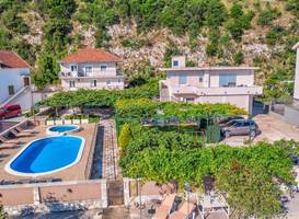 Apartments Obala   Katic 