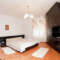 Apartment Pink Lady Brez 