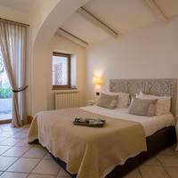 Tenuta Del Poggio Antico 