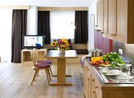Martina Breakfast Lodge 