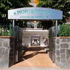 Apartamentos Montemayor 