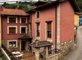 Apartamentos la Regoria 