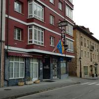 Hotel Naranjo De Bulnes 