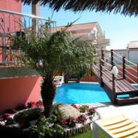 Apartamentos El Velero 