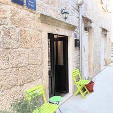 Apartments & Rooms As 