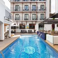 Neptuno Apartments