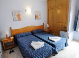 Apartamentos Maribel 