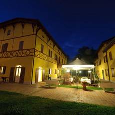 Corte Degli Estensi 