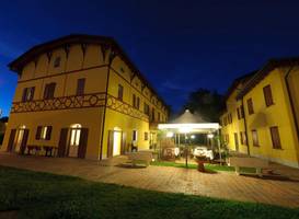 Corte Degli Estensi 