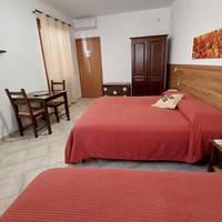 Cloris Guest House 