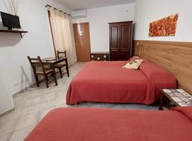 Cloris Guest House 