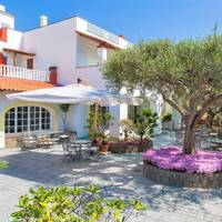 Hotel La Scogliera 