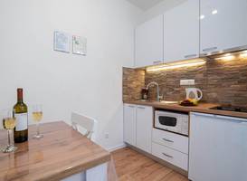 Apartments Njiric 