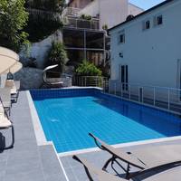 Zoran Apartments 