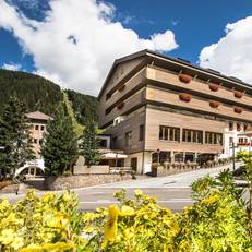 Posta Zirm Hotel 