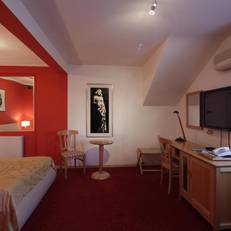 Hotel Millennium 