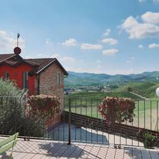 Red Wine Camere 