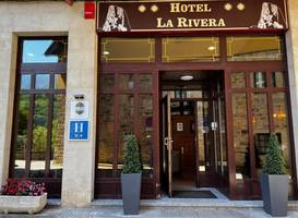 Hotel La Rivera 