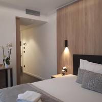 Tourist Hotel 