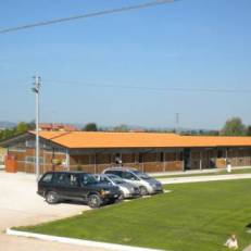 Insolent Inn 