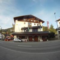 Cresta Hotel 