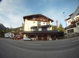 Cresta Hotel 