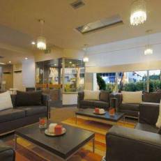 Hotel First 